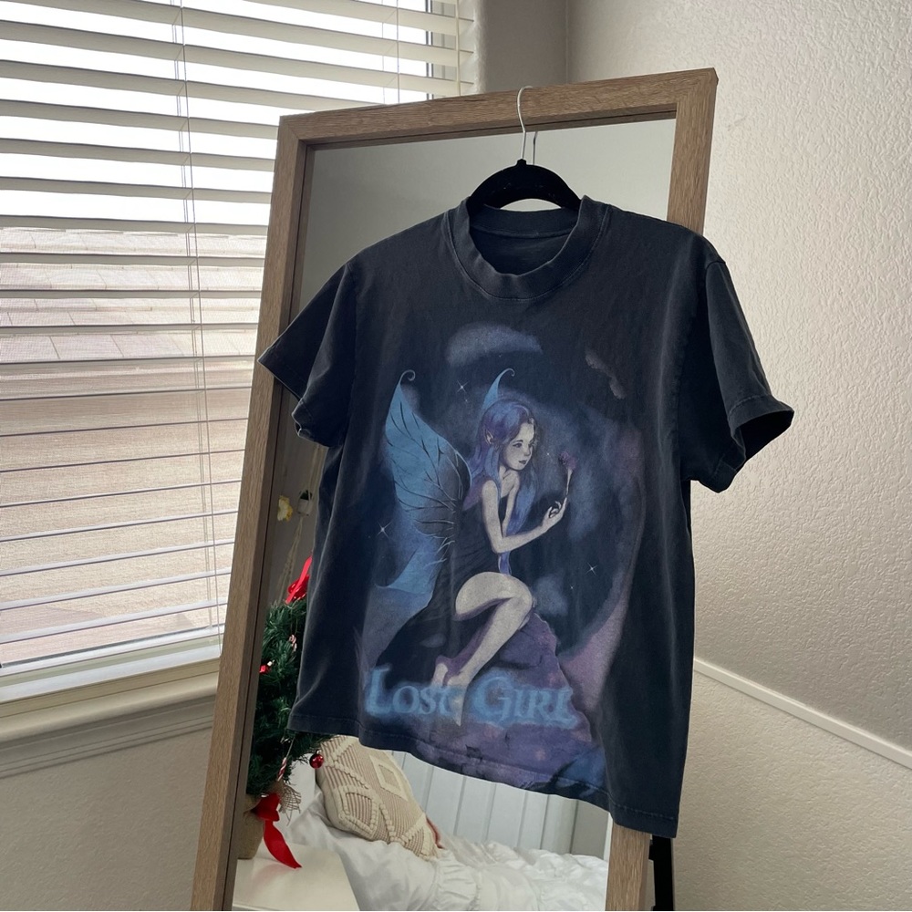 Rare Brandy Melville Marina Tee - Picture 1 of 3